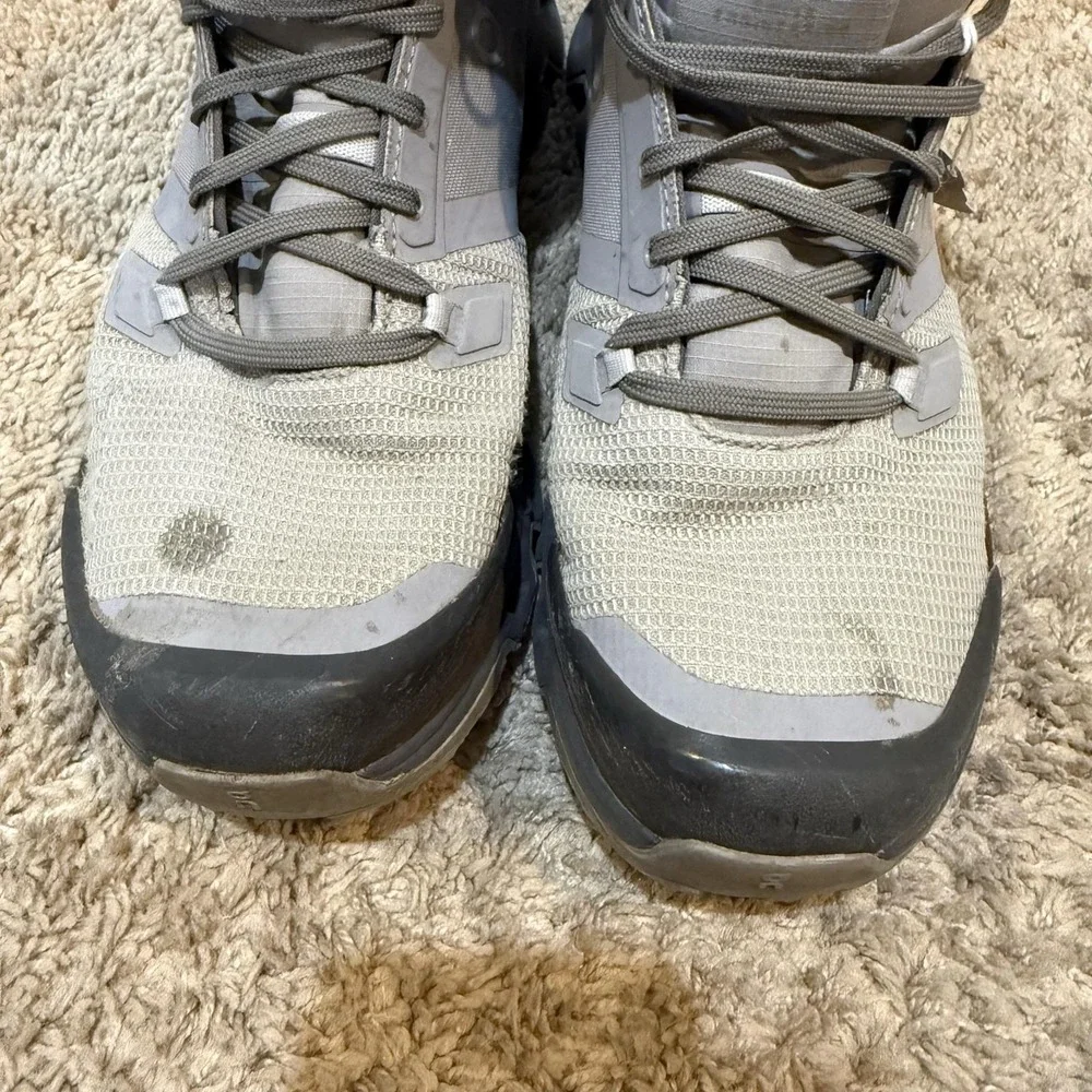 On Boots Mens Size 10 Gray Waterproof Hiking Trail Missiongrip Ankle Outdoor